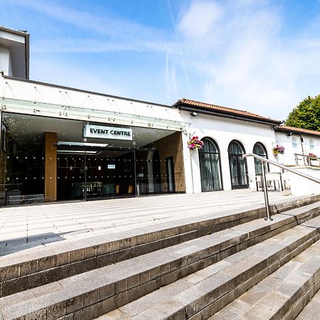 Crowne Plaza Gerrards Cross, An Ihg Hotel Beaconsfield Exterior foto